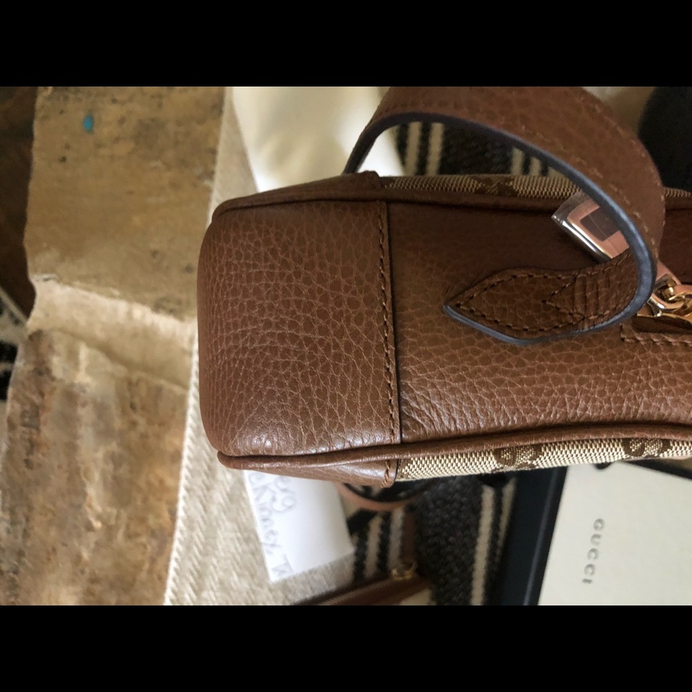 Gucci Bree Crossbody and Wallet - Picture 8 of 11